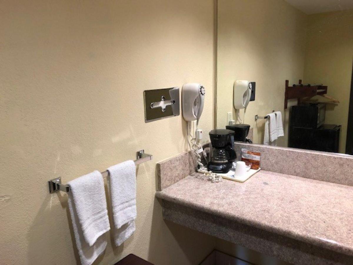 Motel Americas Value 3*