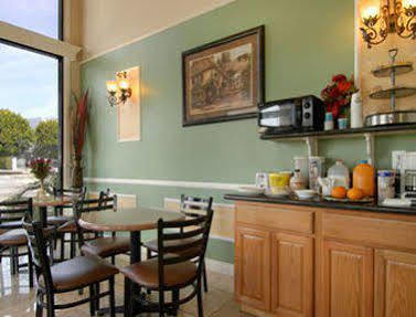 Americas Value Pasadena